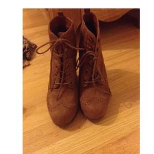 SOLD Suede booties