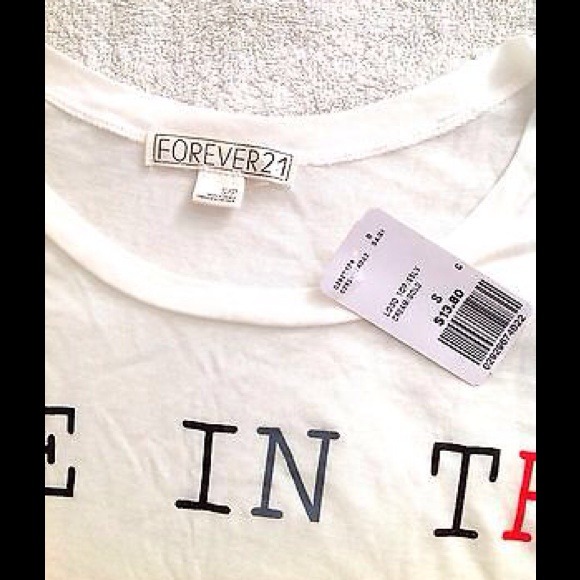 SOLD🚫 NEW! F21 Live In The Moment Relaxed Fit Top - Picture 4 of 4