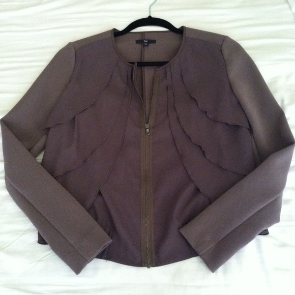 Gray  Blazer - Picture 2 of 3