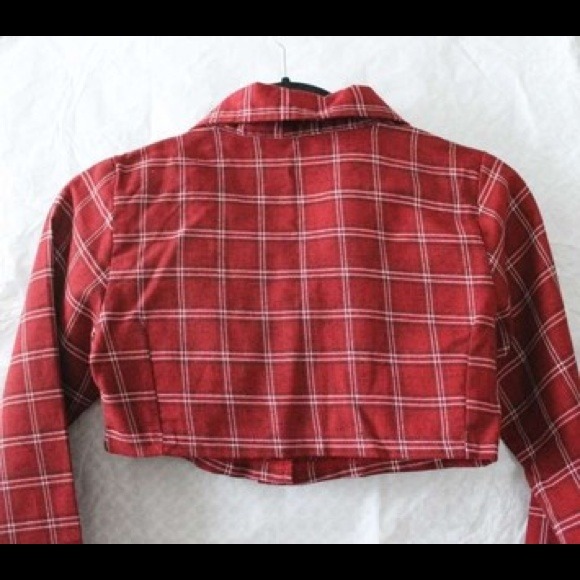 🚫SOLD Cropped Long Sleeve Checkered Red outerwear - Picture 2 of 4
