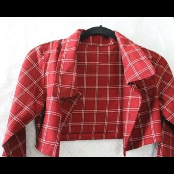 🚫SOLD Cropped Long Sleeve Checkered Red outerwear - Picture 3 of 4