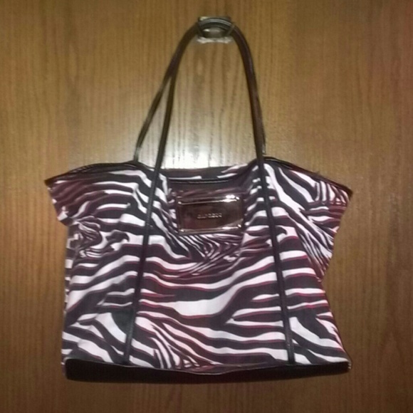 Large zebra tote