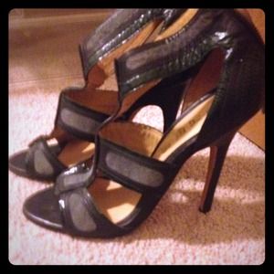 L.A.M.B green leather soled heels