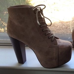Shoes - NEW⨠Bold Taupe Vegan Suede Platform Booties Shoes - NEW⨠Bold Taupe Vegan Suede Platform Booties