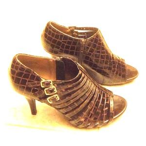 Bundle for @msshanita Two Gorgeous Pairs of Shoes!