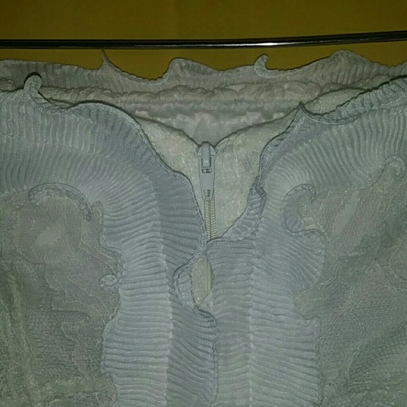 $5 add on "BUTTERFLY KISSES" - Picture 3 of 4