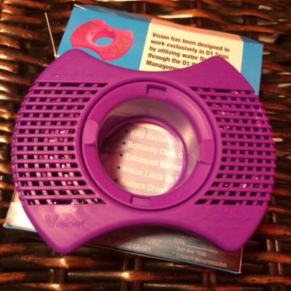 Jacuzzi - Picture 2 of 3