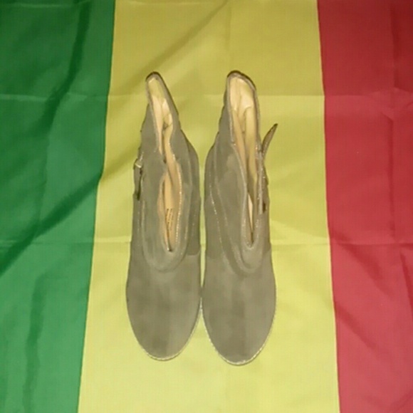 KELSI DAGGER πͺπΉBUY 1 GET 1 FREE EVERYTHINGπͺπΉ - Picture 2 of 4