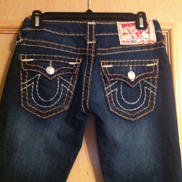 SOLD!!!!!!!! True religion crop jean!!!