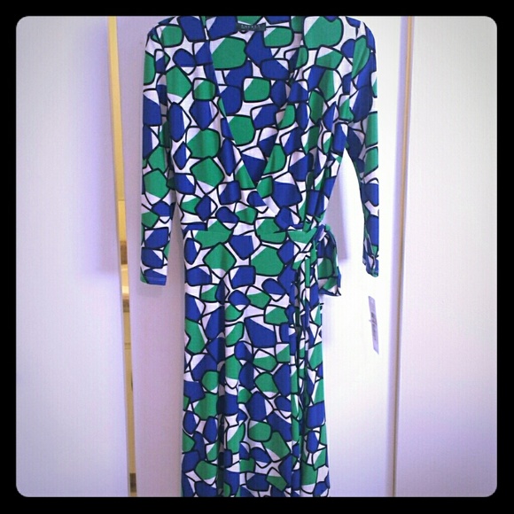 Ralph Lauren patterned wrap dress NEW size 2