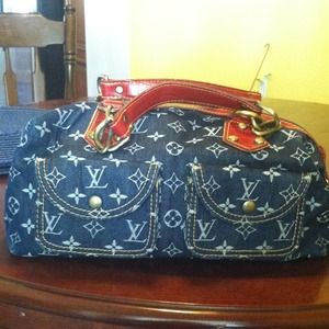 Louis Vuitton Purse