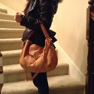 Tory Burch Amanda Crossbody Hobo