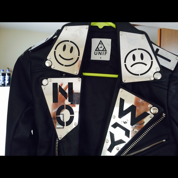 🚫SOLD🚫 - Picture 2 of 4