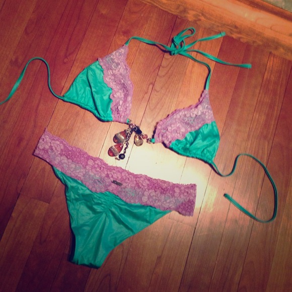Beach bunny bikini!!!