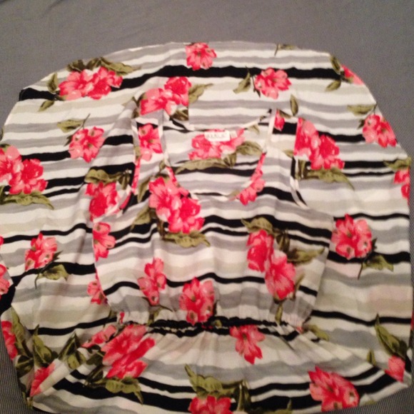 Summer or Spring dress black white and pink - Picture 2 of 4