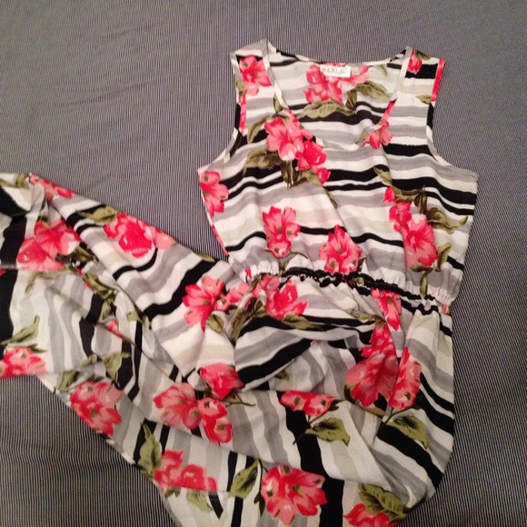 Summer or Spring dress black white and pink - Picture 4 of 4