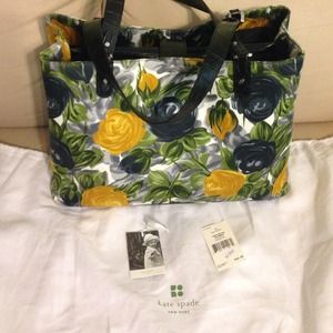 SOLD ON EBAY!!!!Kate spade diaper bag nwt
