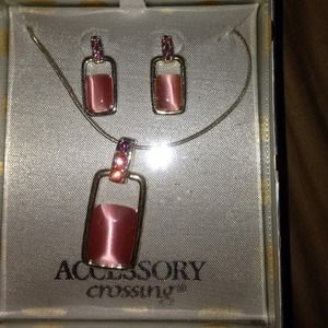 Necklace and earring set never worn