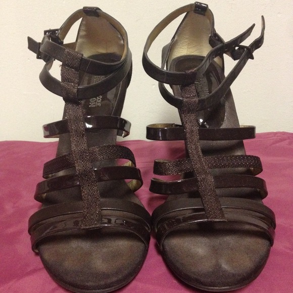 Last Chance! Kenneth Cole Reaction sandals