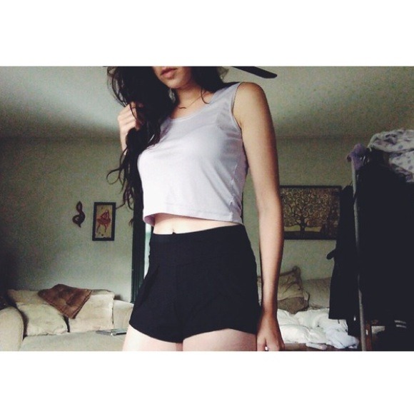 ❤️SOLD❤️ Lilac Crop Tank