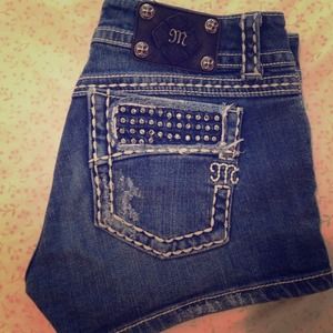 ✨SOLD IN BUNDLE✨ Miss Me Jean Shorts