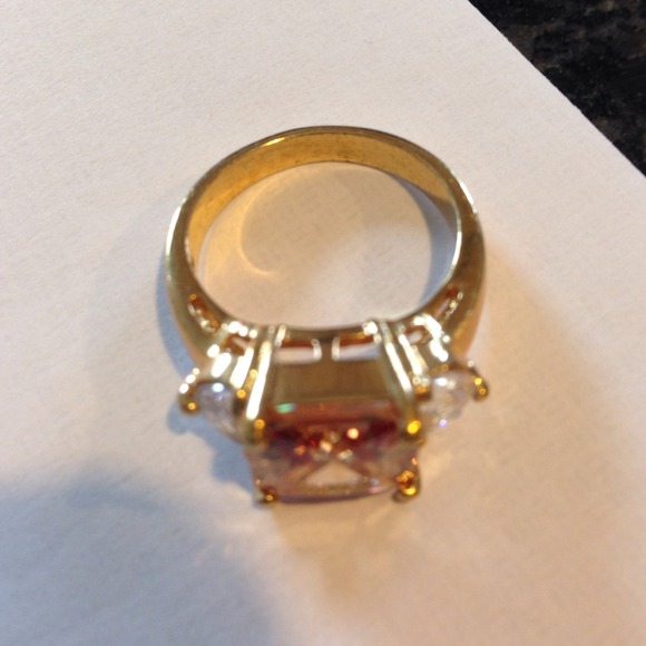 Ring - Picture 2 of 3