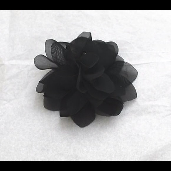 Set of 2! Forever21 Flower Brooch + Vintage Bear - Picture 2 of 4