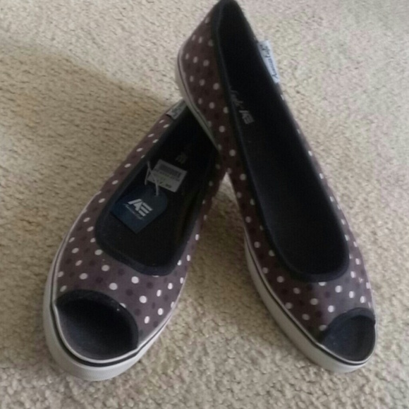 Open toed flats