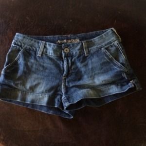 American Eagle Outfitters jean shorts size 6