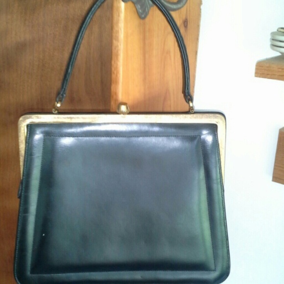 VINTAGE BLACK PURSE