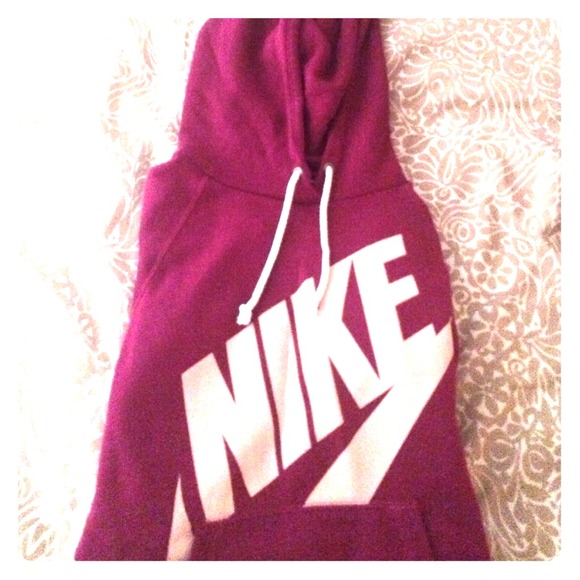 Women's Nike Sweatshirt