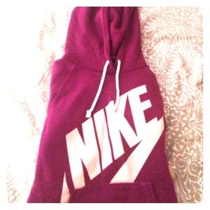 Women's Nike Sweatshirt