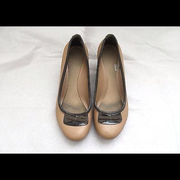 SOLD🚫CROCS Women's Wedge RoundToe Pumps - Picture 1 of 4
