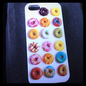 iPhone 5/ 5s case! Donuts!