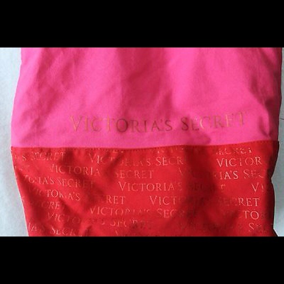 SOLD🚫 Victoria Secret Large Beach / Shopper Tote! - Picture 3 of 4