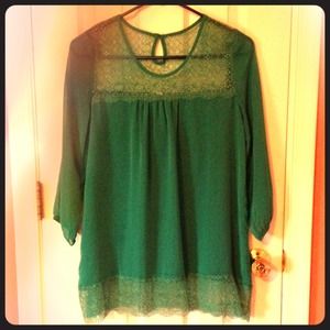 Francesca's Emerald Green Top