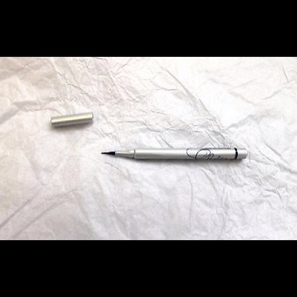 NEW Makeup Bag + 3pc Set! (39.98 Value) - Picture 2 of 4