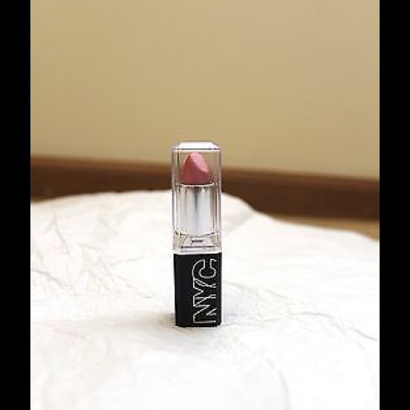 NEW Makeup Bag + 3pc Set! (39.98 Value) - Picture 3 of 4