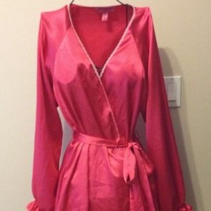 Betsey Johnson Robe Size M/L
