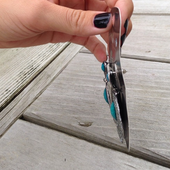 Turquoise boho earrings - Picture 3 of 3