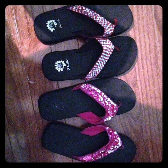 💥BUNDLE💥 YELLOW BOX FLIP FLOPS