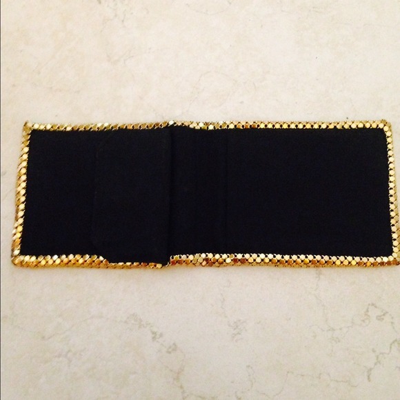 Authentic Whiting & Davis Mesh Gold wallet - Picture 2 of 4