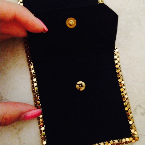 Authentic Whiting & Davis Mesh Gold wallet - Picture 3 of 4