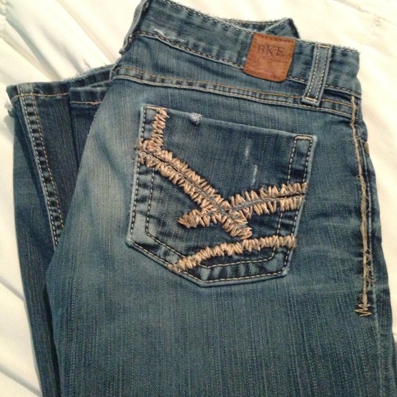 BKE Stella boot cut stretch jeans!