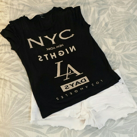 Black Tee