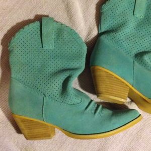 Boutique short cowboy boots blue soft leather