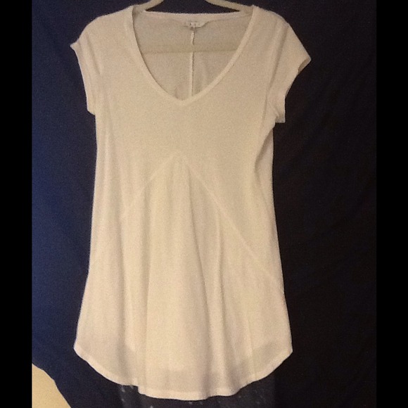White Cabi cotton top. Perfect for summer.