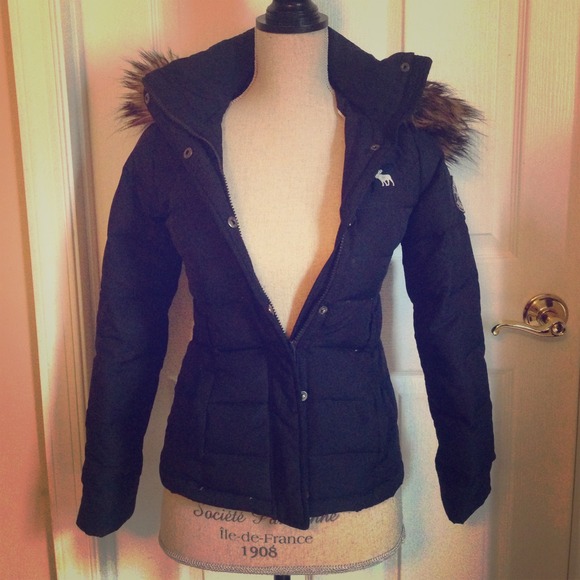 A&f winter coat navy blue