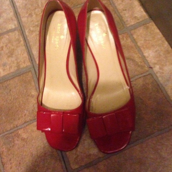 Shoes - Picture 2 of 3