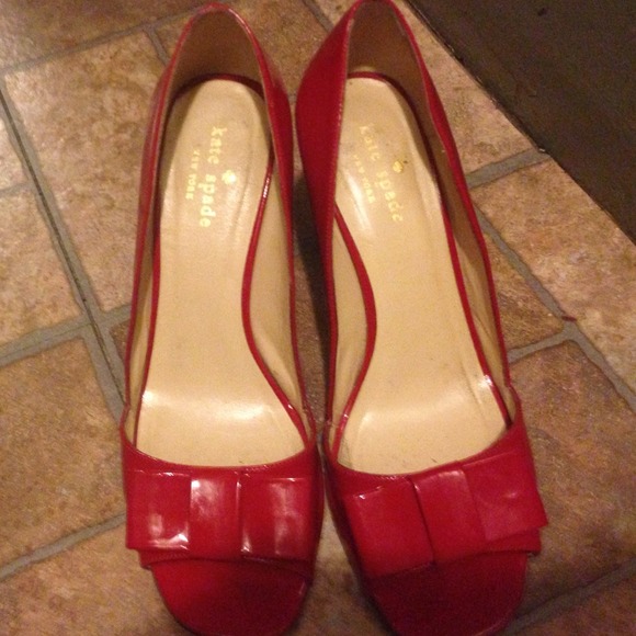 Shoes - Picture 3 of 3